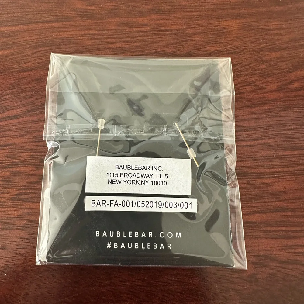 NWT Baublebar Farah Ear Crawlers - Picture 2 of 3